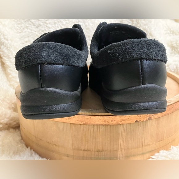 PW Minor Black Orthopedic Leather Loafers Velcro Extra Wide Size 6.5 2W - Picture 5 of 9